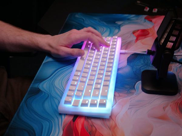 CHERRY Mechanical Gaming Keyboard WH White 65% Hot-Swappable-3