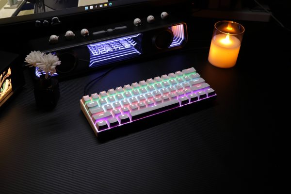 Loheer 60 Mechanical Gaming Keyboard Blue Switches RGB-3