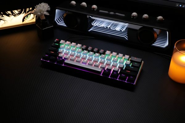 Loheer 60 Mechanical Gaming Keyboard Red Switches RGB-3